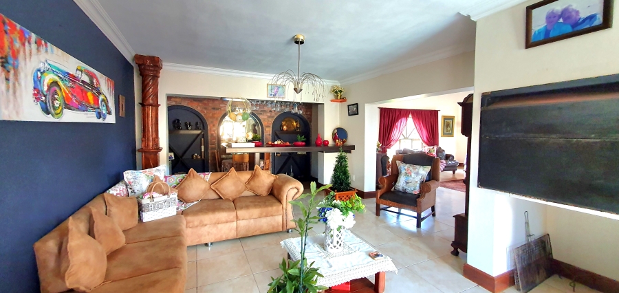 4 Bedroom Property for Sale in Strelitzia Park Eastern Cape